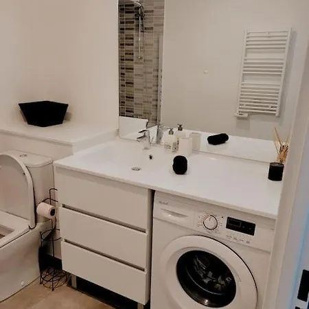 Calme Et Luxe A 5' Gare Et 18' Paris Centre & Cdg Apartment Le Blanc-Mesnil Exterior photo