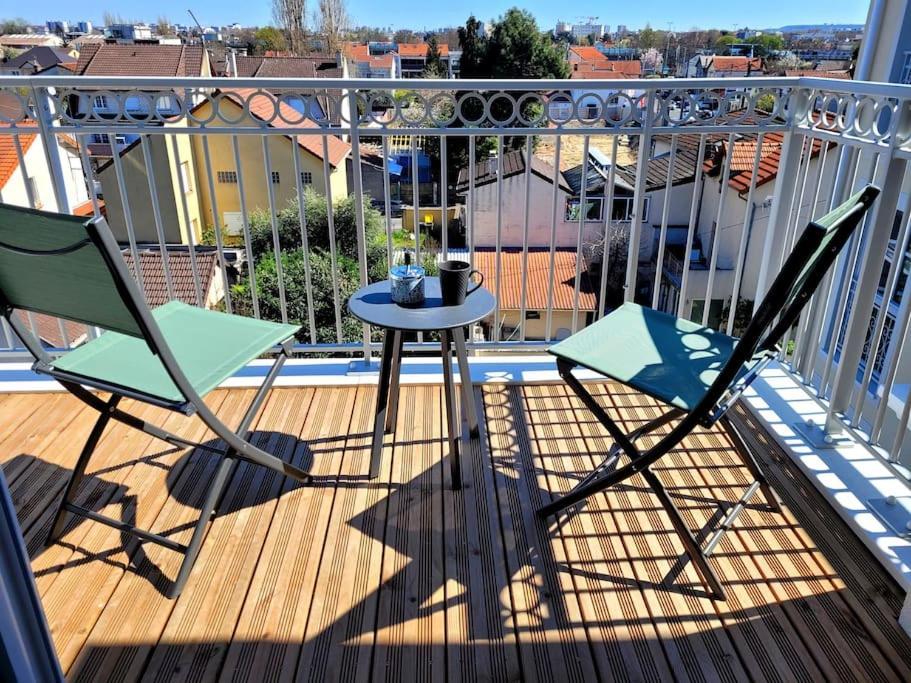 Calme Et Luxe A 5' Gare Et 18' Paris Centre & Cdg Apartment *